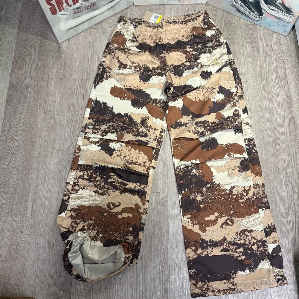 New Jordan Brooklyn Novelty Camo Womens Pants Loose Fit S, M, (Khaki/Brown